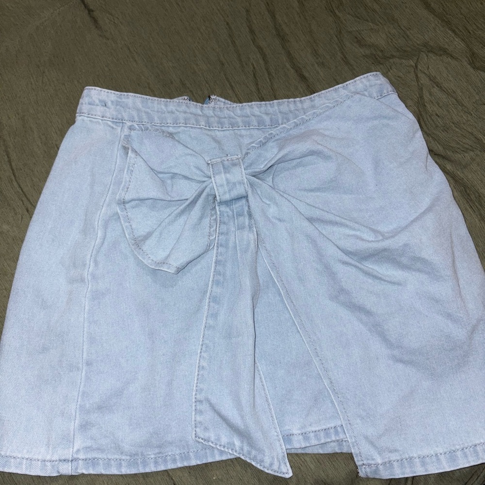 SHEIN Light Blue Mini Skirt with Bow